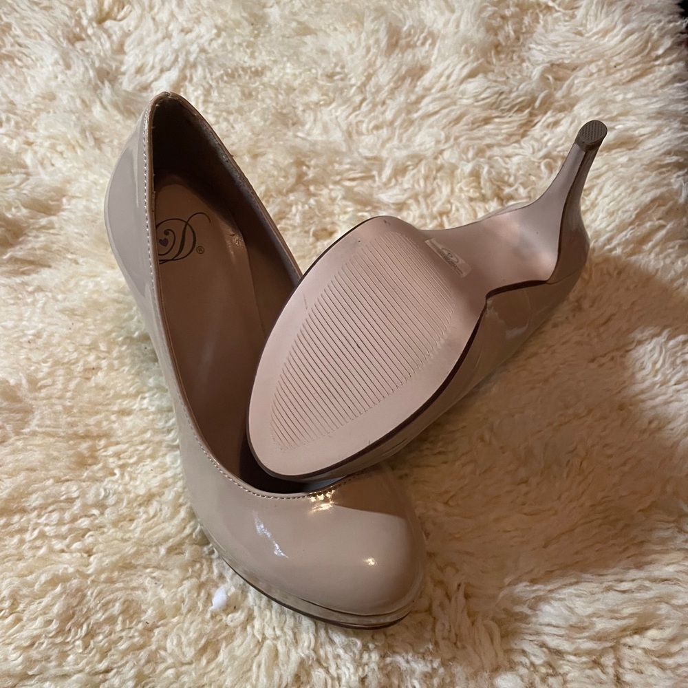 Diva Cream Heels Sleek Patent Leather